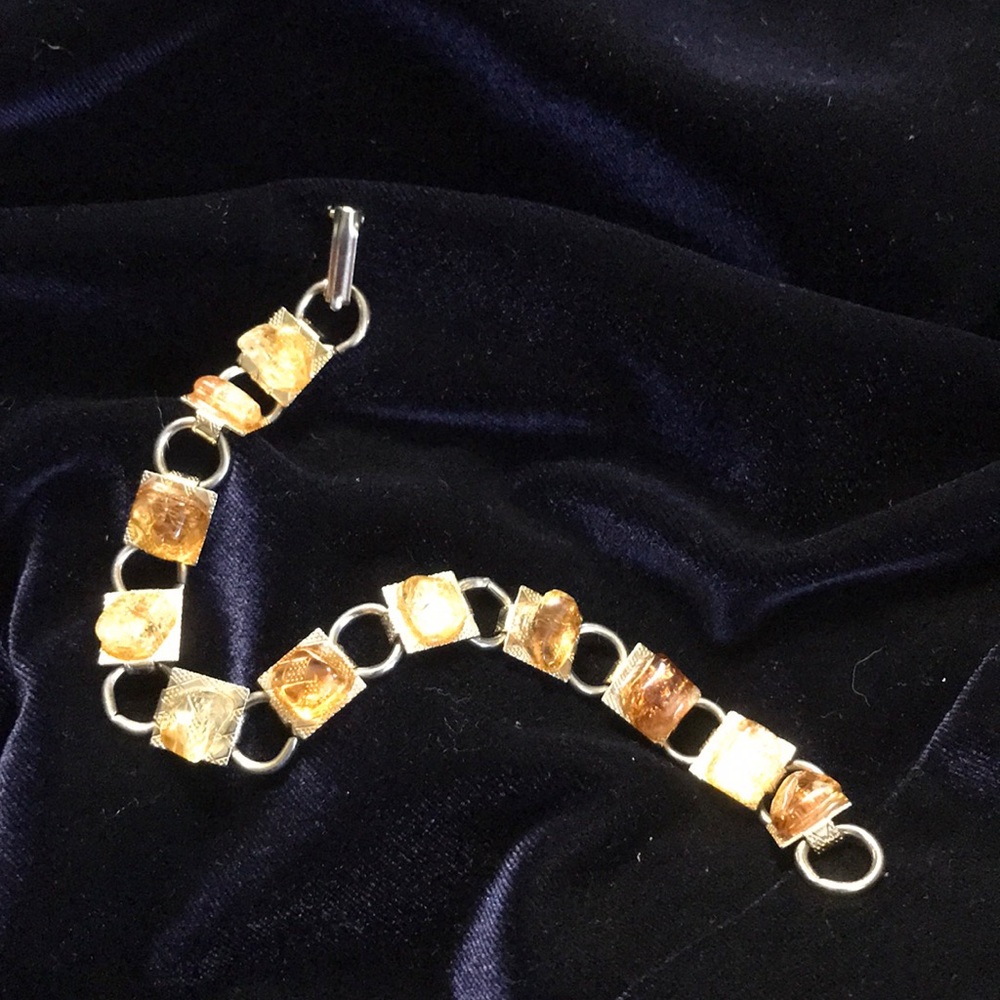 Vintage yellow stone bracket awesome condition